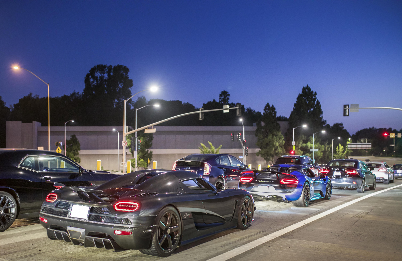 Hintergrundbilder blau, Sonnenuntergang, schwarz, Autos, Auto, Nacht
