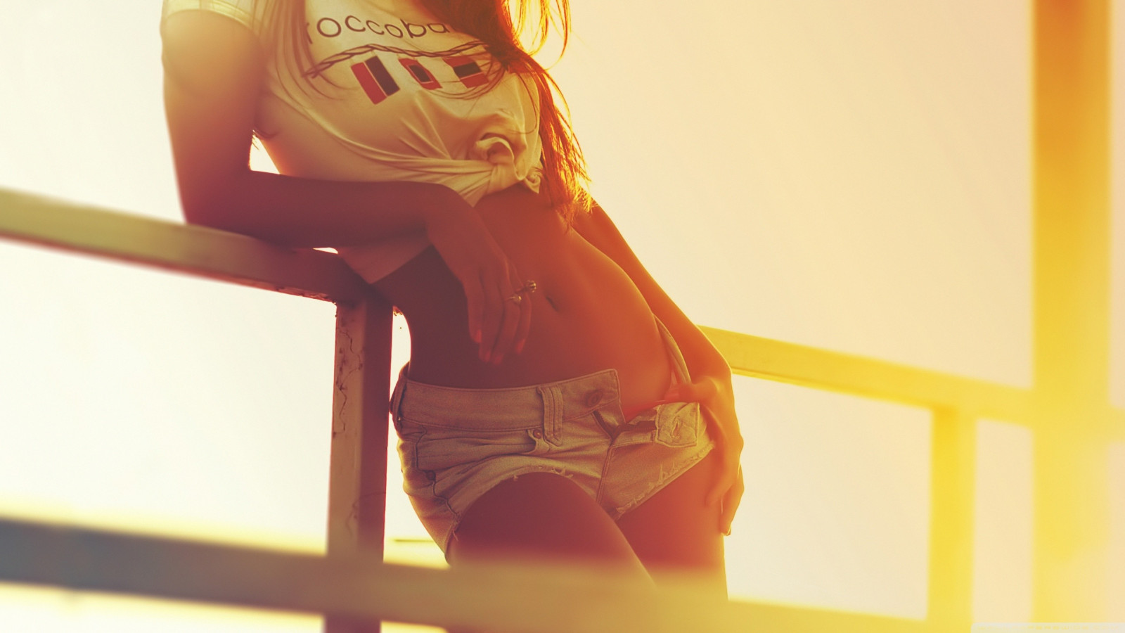 Sonnenlicht, Frau, Modell-, Anime, rot, Fotografie, Gelb, Mund, Bauch, Person, Haut, Kleidung, Farbe, Mädchen, Schönheit, Frau, Hand, Dame, Finger, Sinn, Bild, blond, Fotoshooting, Organ, Unterwäsche