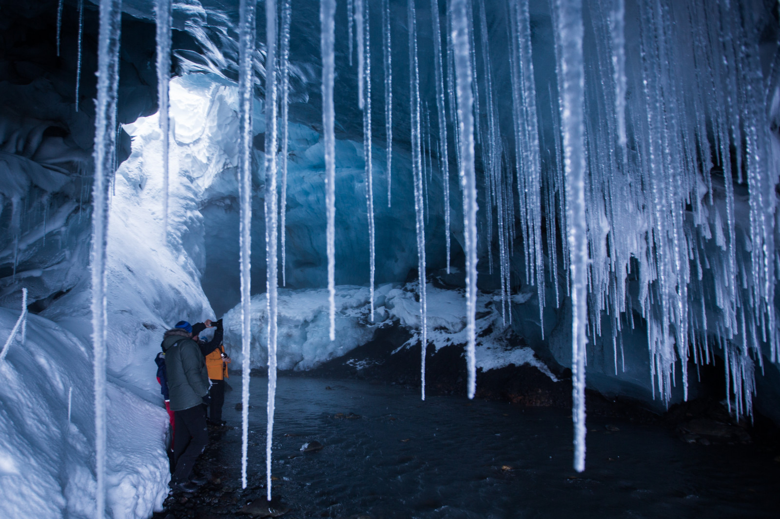 rampouch, modrý, zmrazení, stalaktit, led, Formace, zima, ledová jeskyně, jev, sníh, zával, speleotém, mráz, stalagmit, tma, jeskyně