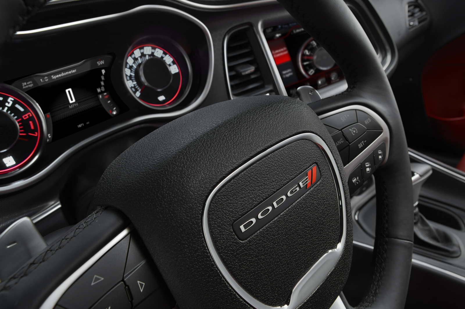 bil, køretøj, udfordrer, Dodge, Audi, Audi Q5, sportsvogn, rat, Sedan, netcarshow, netcar, bil billeder, bil foto, 2016, jord køretøj, automotive exterior, bil make, luksus køretøj, familie bil, udøvende bil, bybil, sport utility køretøj, Audi Q7