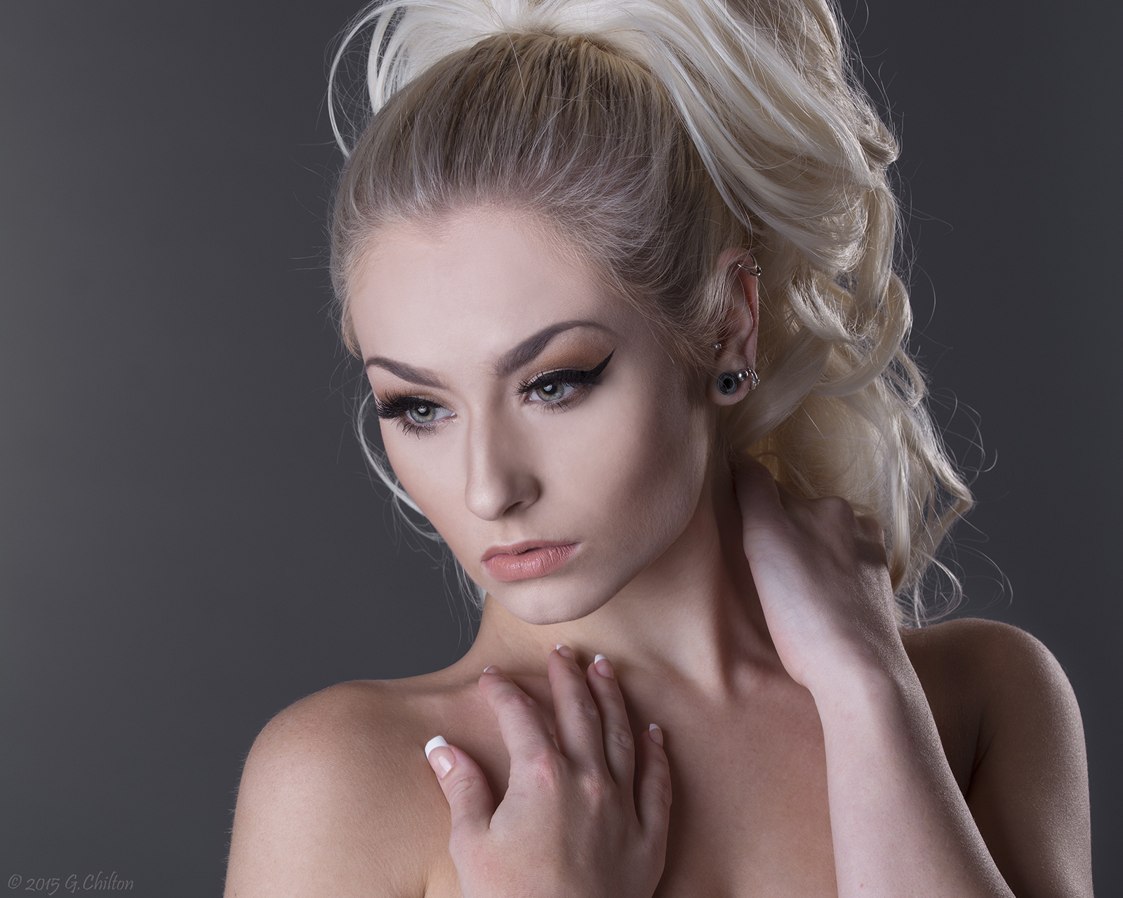portræt, kvinde, Studio, model, glamour, blond, Colchester, theloft, bareshoulders, sigma105mmf28exdg, northessex, frequencyseparation, nikond7100, gideonc