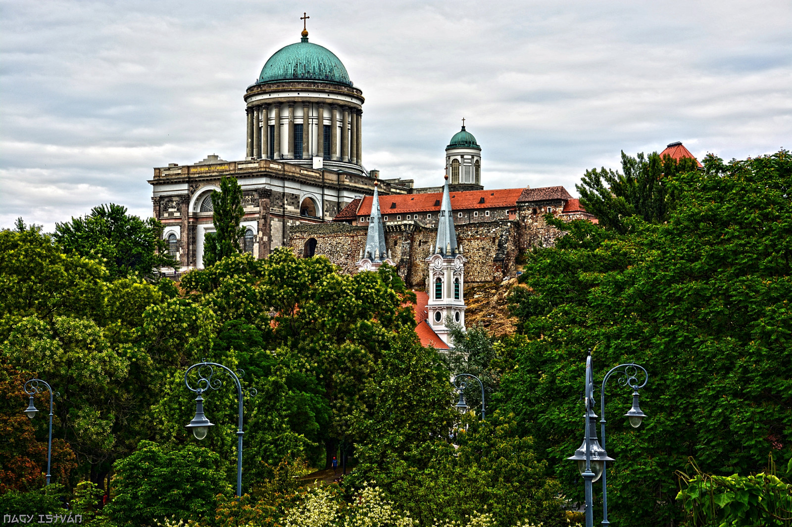 modrý, Červené, nebe, Černá, zelená, hrad, kostel, Příroda, barvy, architektura, mraky, Nikon, Maďarsko, Pozadí, Torony, termín szet, magyar, městský okres, var, templom, Esztergom, MAGYARORSZAG, piros, 2015, felh k, z ld, fekete, Kek, szinek, Gbolt, h tt rk p, epiteszet, nagyistv n, nagyistvan8