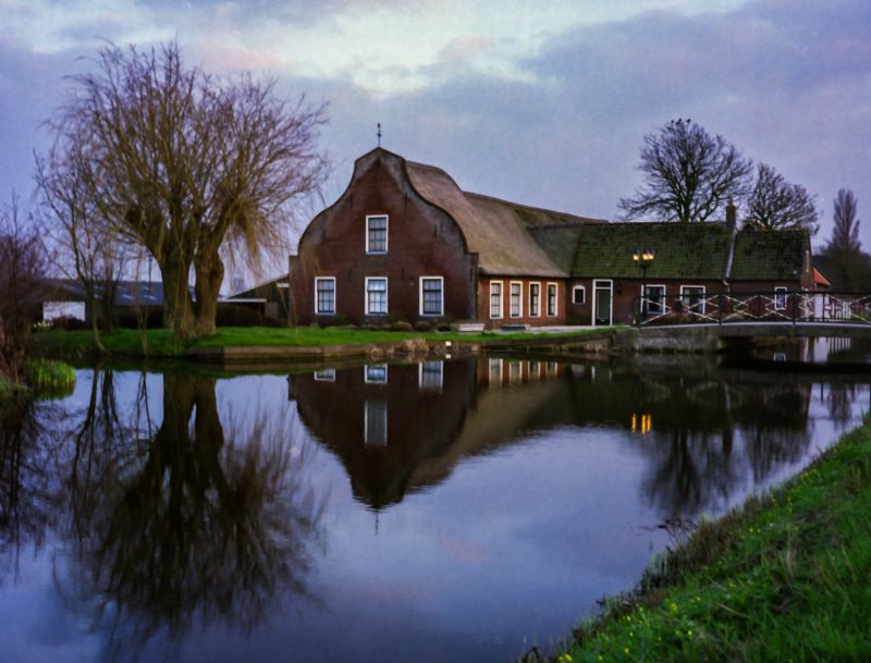 reflection,grass,landscape,architecture,lake,water