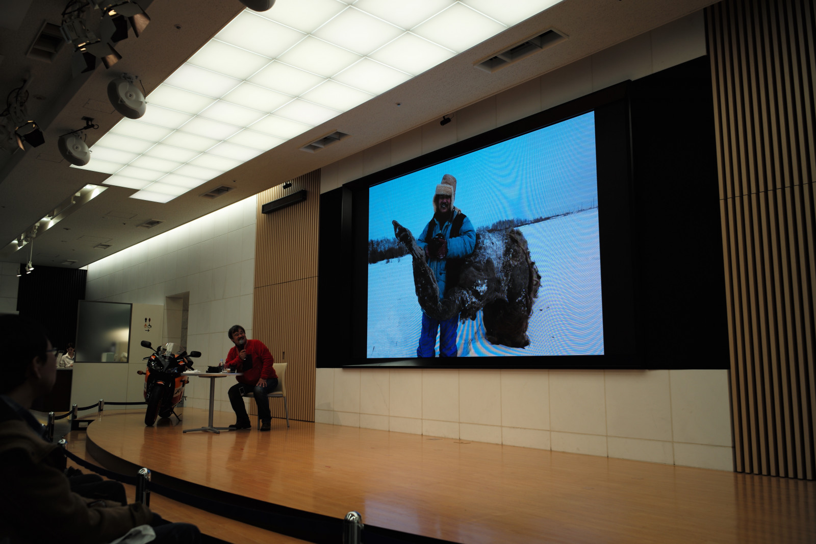 Honda, muzeum, Vzhled interiéru, Leica, Tokio, M, UMĚNÍ, design, typ240, Aoyama, ELMARIT, elmarit12828, 44ko44or44oe44oq44o8coodia, talkshow, Aihara, masaakiaihara, turistická atrakce, zobrazovací jednotka, galerie umění