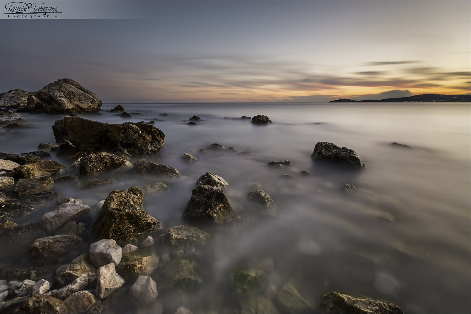 แนวนอน, พระอาทิตย์ตก, ทะเล, น้ำ, หิน, ฝั่ง, การสะท้อน, ท้องฟ้า, หิน, เมฆ, พระอาทิตย์ขึ้น, เงียบสงบ, ตอนเย็น, เช้า, ชายฝั่ง, ขอบฟ้า, หิน, ฝรั่งเศส, พลบค่ำ, ความยาวนาน, เมฆ, รุ่งอรุณ, มหาสมุทร, ริมทะเล, mer, Ciel, ความแตกต่าง, rochers, 6d, coucherdesoleil, ทะเลสาบ, ความเป็นมา, วอลล์เปเปอร์คอมพิวเตอร์, 1635 มม, Pierres, แหลม, nd1000, alpesmaritimes, 06, ผู้พิทักษ์ทรัพย์, รองเท้าแตะ, Mediterranee, ezesurmer, coastal and oceanic landforms