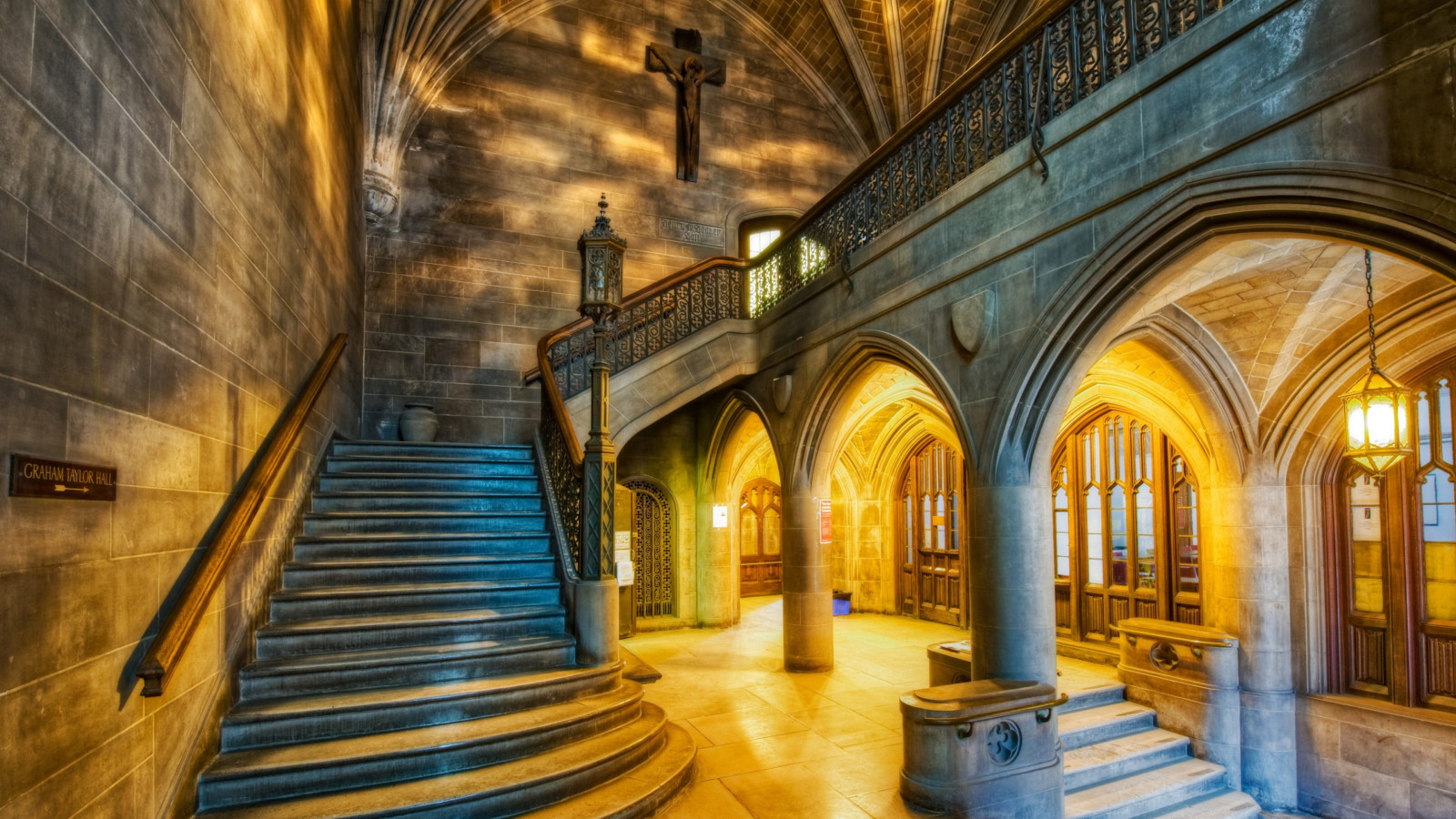 Santa Chiara, kostel, Neapol, Itálie, klášter, interiér, světla