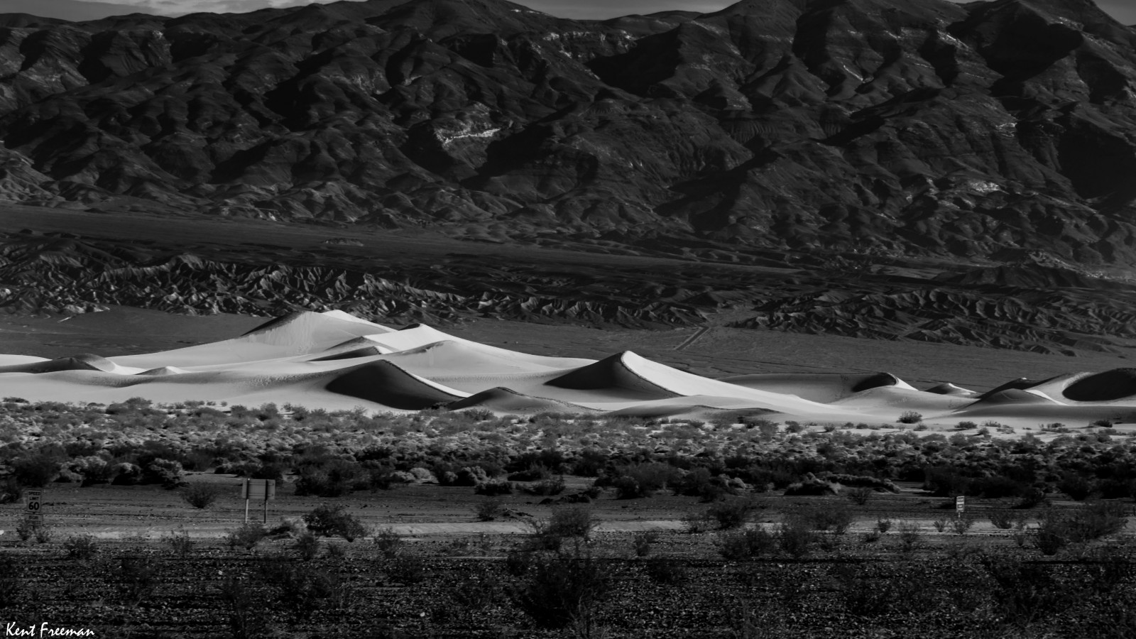 デスクトップ壁紙 黒と白 自然 モノクロ写真 空 生態系 光 雰囲気 現象 風景 山 コンピュータの壁紙 エコリージョン Stock Photography 闇 4928x2772 デスクトップ壁紙 Wallhere