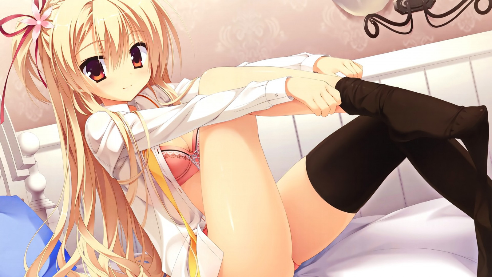 blondýnka, oči, dlouhé vlasy, anime, anime dívky, osel, při pohledu na diváka, v posteli, usmívající se, kreslená pohádka, černé vlasy, hnědé oči, vlasy, pusa, open shirt, spodní prádlo, oblečení, Amairo Islenauts, Shirley Warwick, noha, mangaka, spodní prádlo