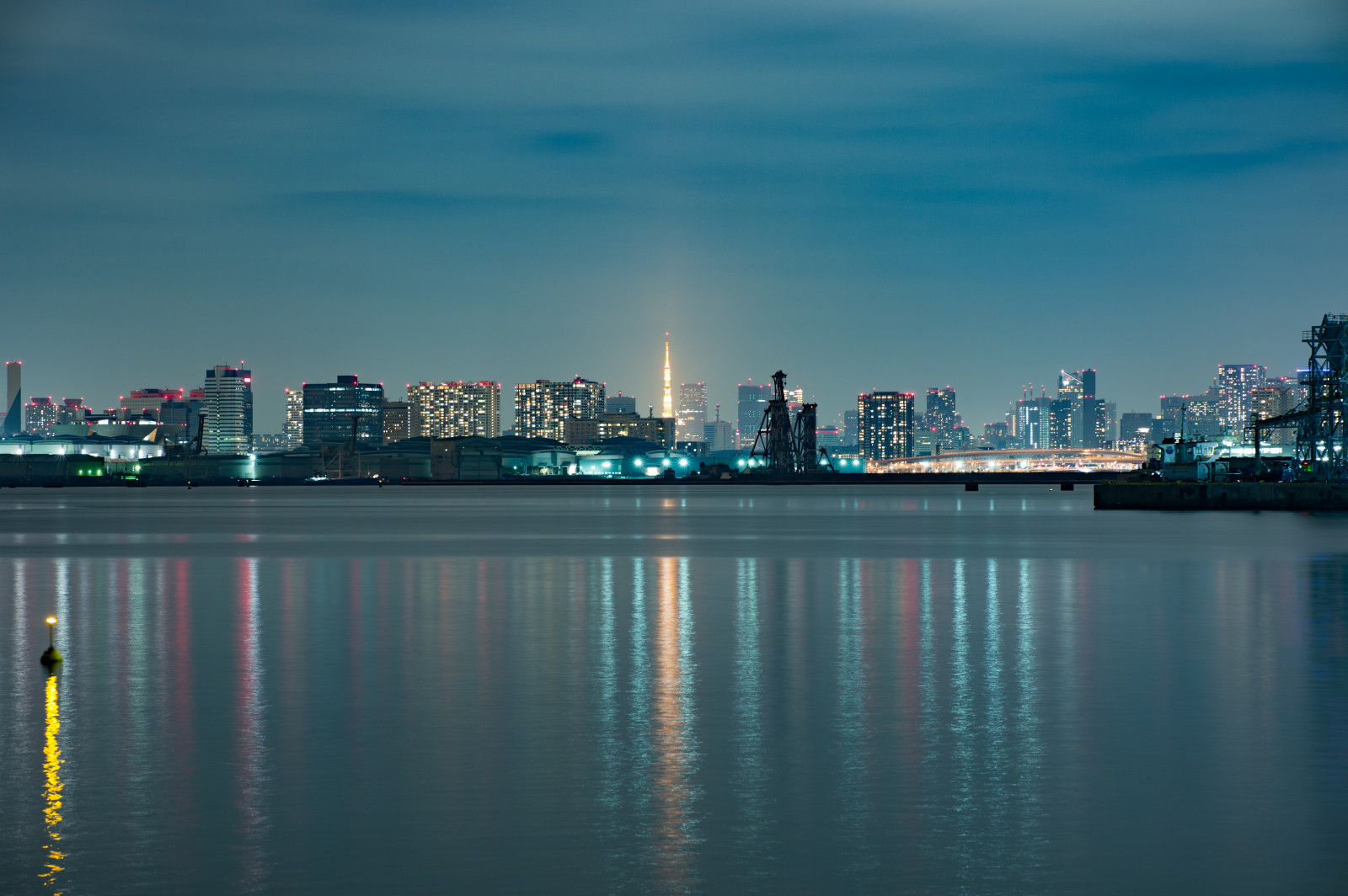 Japonsko, moře, město, panoráma města, noc, odraz, panoráma, mrakodrap, večer, ráno, horizont, Nikon, soumrak, metropole, Tokio, jp, centrum, NIKKOR, svítání, mezník, tokyobay, afs105mmf14eed, afsnikkor105mmf14eed, df, urban area, Atmosféra Země, Metropolitní oblast, lidské osídlení, geografický rys