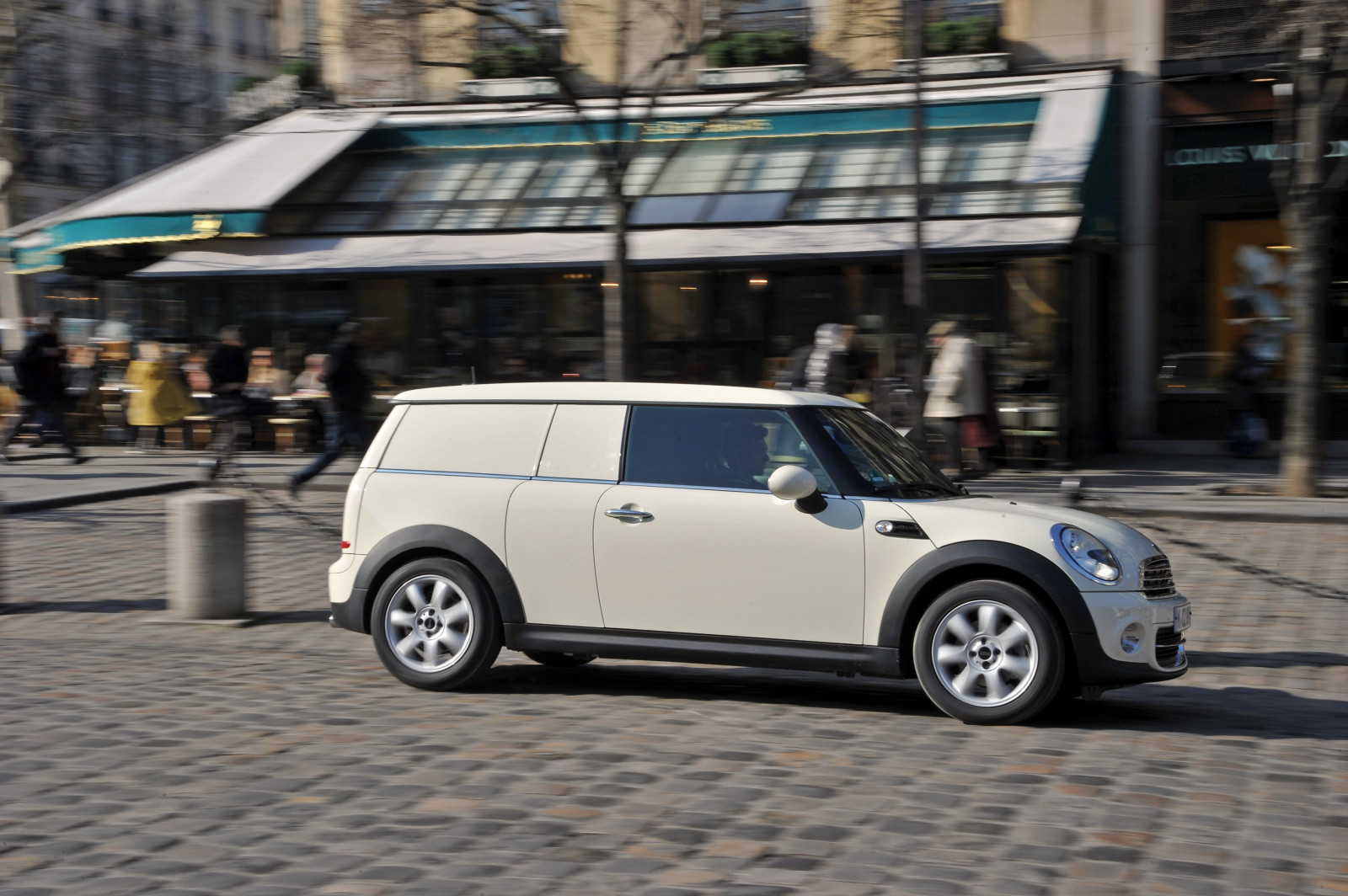 auto, vozidlo, 2015, Mini Cooper, mini, netcarshow, netcar, obrázky vozidel, photo auto, kolo, Clubvan Cooper, pozemní vozidla, automobilového designu, automobilový exteriér, automobil make, luxusní vůz, kompaktní vůz, motorové vozidlo, subcompact auto, Kompaktní sportovní užitkové vozidlo, mini e