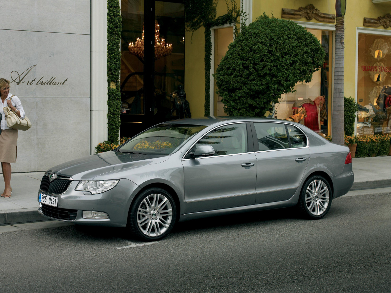 bil, køretøj, Sedan, Skoda, 2012, netcarshow, netcar, bil billeder, bil foto, hjul, Superb, jord køretøj, familie bil, kompakt bil, udøvende bil, midten størrelse bil, fuld størrelse bil, koda superb, koda Octavia