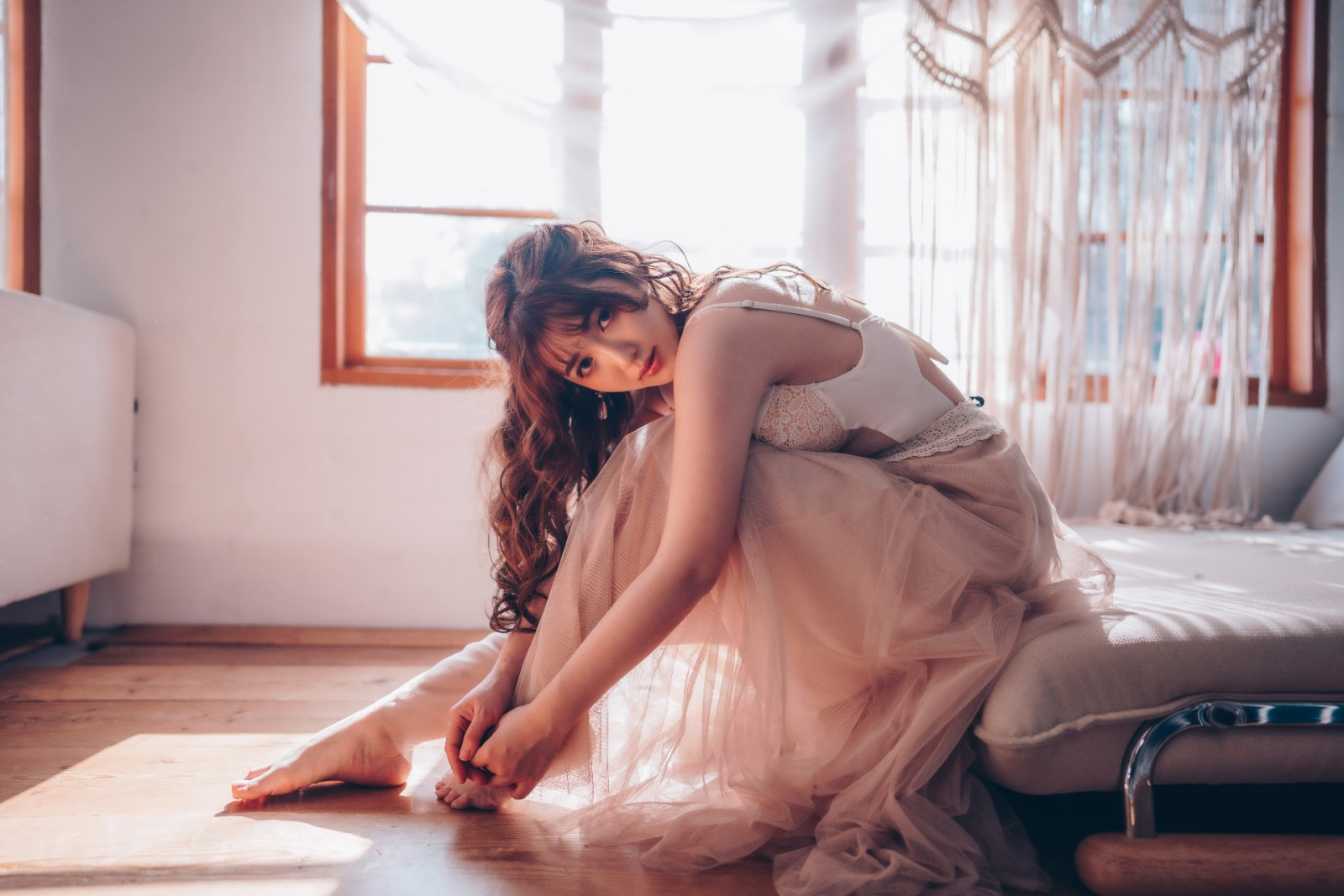 barefoot, women, Asian, model, women indoors