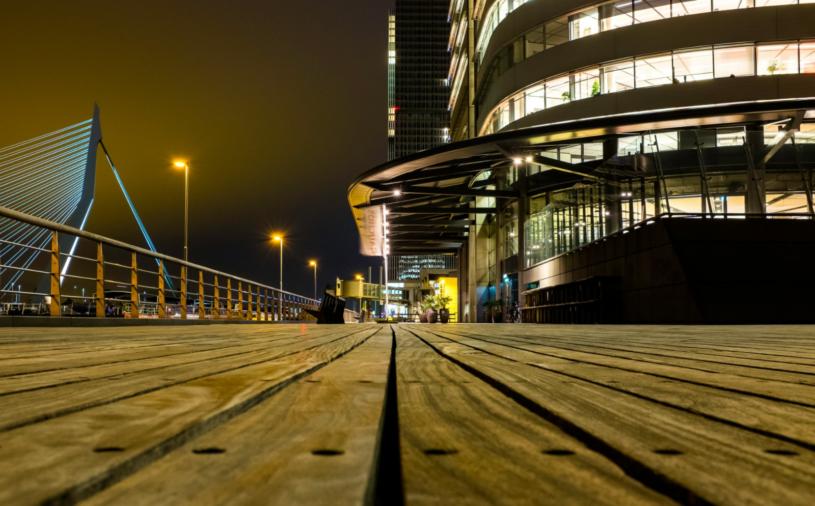 město, panoráma města, noc, architektura, budova, odraz, nebe, silnice, mrakodrap, večer, most, minout, metropole, struktura, infrastruktura, světlo, centrum, osvětlení, dřevěný, čára, fuji, dráha, mezník, x100s, pruh, slicesoftime, creativemindsphotography, urban area, Metropolitní oblast, Wijnand, wijnandschouten, wwwwijnandschoutencom, fixed link