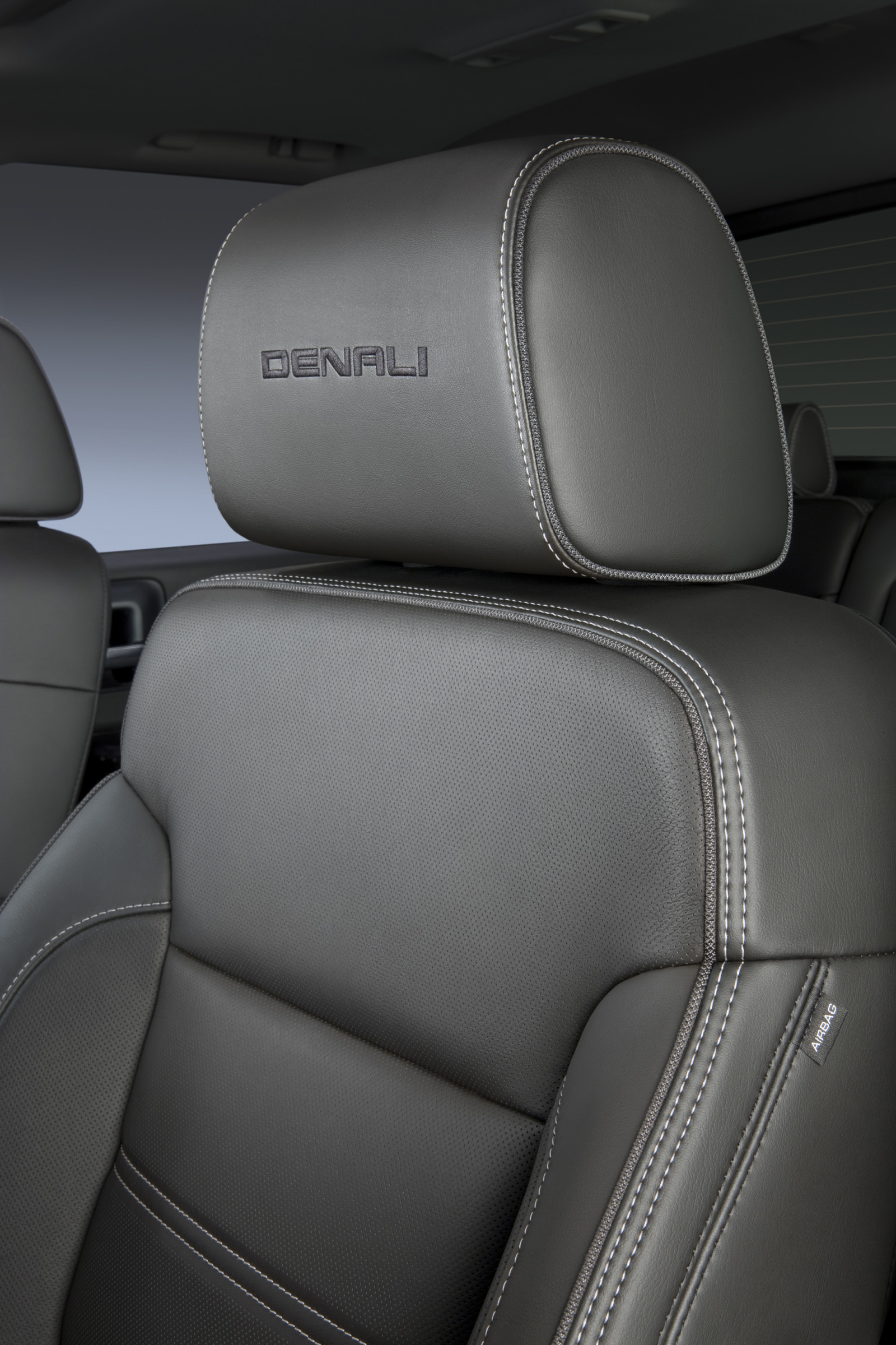 auto, vozidlo, 2015, GMC, limuzína, netcarshow, netcar, obrázky vozidel, photo auto, Sierra Denali 1500, okraj, pozemní vozidla, automobilový exteriér, automobil make, luxusní vůz, rodinný vůz, kompaktní vůz, výkonné auto, městské auto, sportovní užitkové vozidlo, střední velikost auta