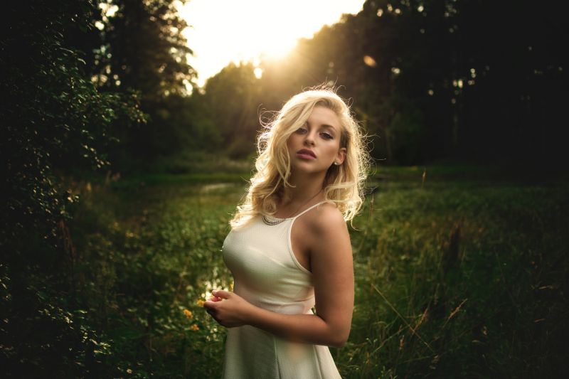 sunlight, women outdoors, women, model, portrait, blonde sunlight, women outdoors, women, model, portrait, blonde