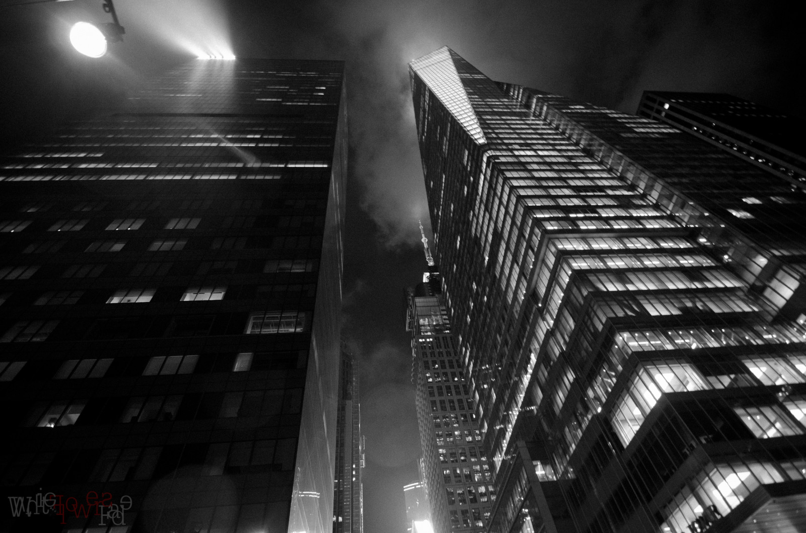 bílý, Černá, černobílý, město, panoráma města, noc, fotografování, symetrie, mrakodrap, Nikon, metropole, vue, světlo, Černý a bílý, cestovat, tělesné, newyork, Street View, pouliční život, městský život, tvar, čára, nyc, tma, ville, cesta, litovat, noiretblanc, Atmosféra Země, Černý a bílý, monochromatické fotografování, Film noir, Gratteciel, vieenville