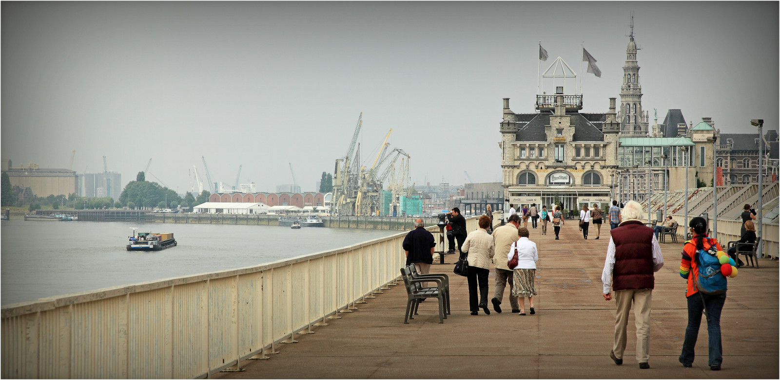 skib, hav, by, bybilledet, arkitektur, vand, bygning, himmel, Turisme, skyline, flod, Canon, by, mole, dok, Belgien, metropol, Antwerpen, boardwalk, kanal, ville, Fleuve, rekreation, Belgie, belgique, byområde, vandveje, claudelina, Anvers, Schelde, Schelde