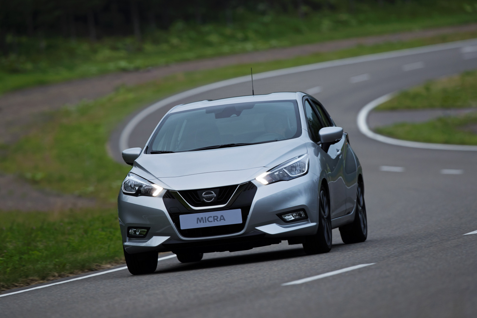 auto, vozidlo, Nissan, limuzína, netcarshow, netcar, obrázky vozidel, photo auto, 2017, Micra 5th gen, pozemní vozidla, automobil make, rodinný vůz, střední velikost auta