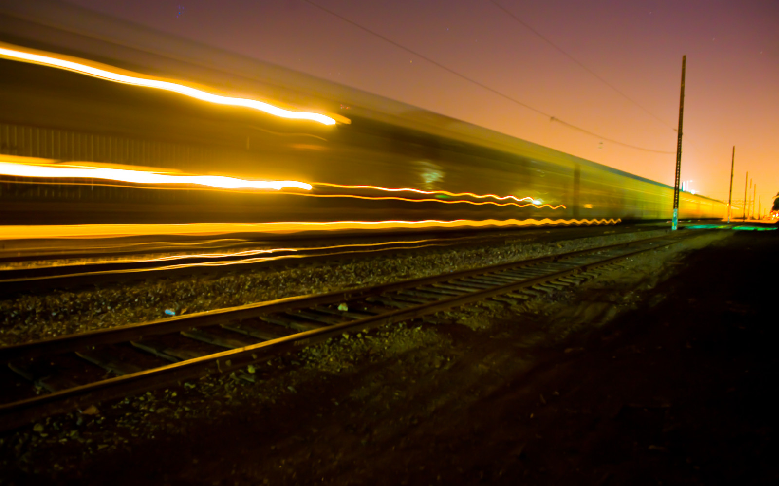 slunečnímu záření, pouliční osvětlení, západ slunce, noc, nebe, silnice, vlak, žlutý, večer, ráno, Kalifornie, horizont, atmosféra, Spojené státy americké, Dálnice, soumrak, elektřina, infrastruktura, světlo, svítání, Amerika, osvětlení, čára, tma, fav100, dráha, místa, fav10, fav50, fav25, Spojené státy, Spojené státy americké, pruh, Události, Eastbay, Dálnice, oakland, photowalking, photowalking100507, photowalking10052007, fixed link