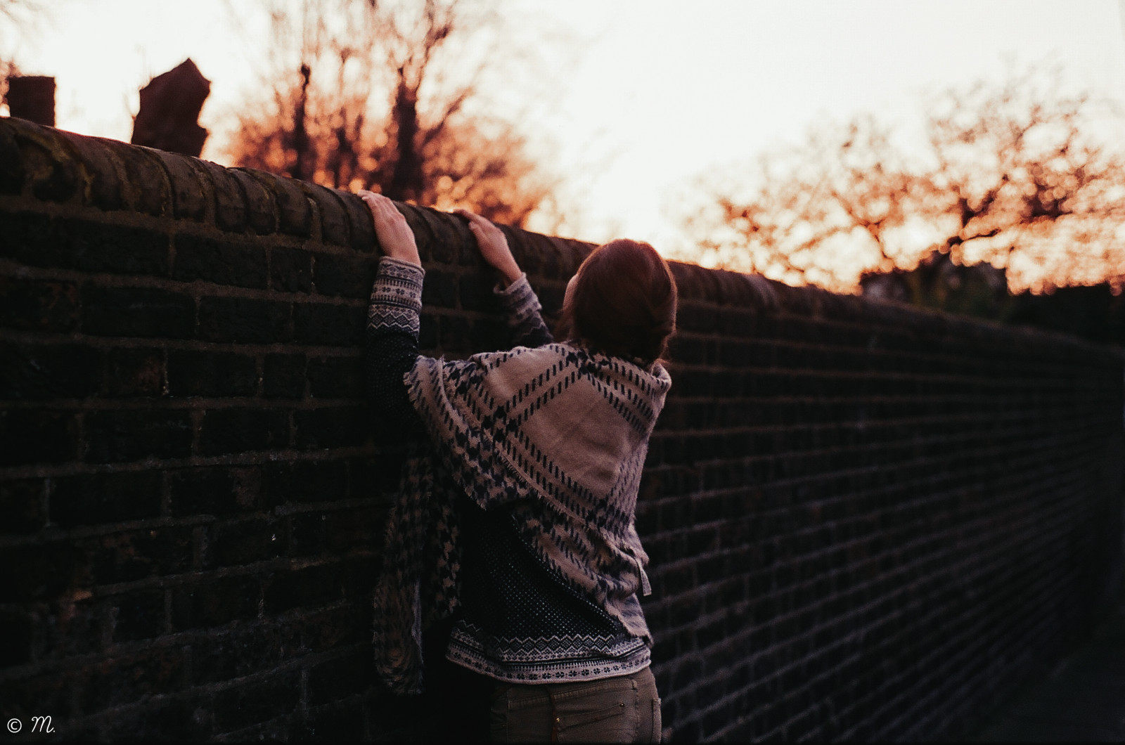 slunečnímu záření, Londýn, západ slunce, nebe, zima, fotografování, Anglie, večer, ráno, stojící, Spojené království, 35MM, uniknout, světlo, mrak, strom, cestovat, dívka, zlatá hodina, analogový, fotografie, film, tma, argentique, filmphotography, Wanderlust, girlsonfilm, analogphotography, konec dne, filmcommunity, putování, filmfilmforever, manonvacherphotographie, Zlatý čas, Filmlove, Filmu, Traveldiary, Sharefilm, Tohle země, Sunsetchaser, 50mmfd18