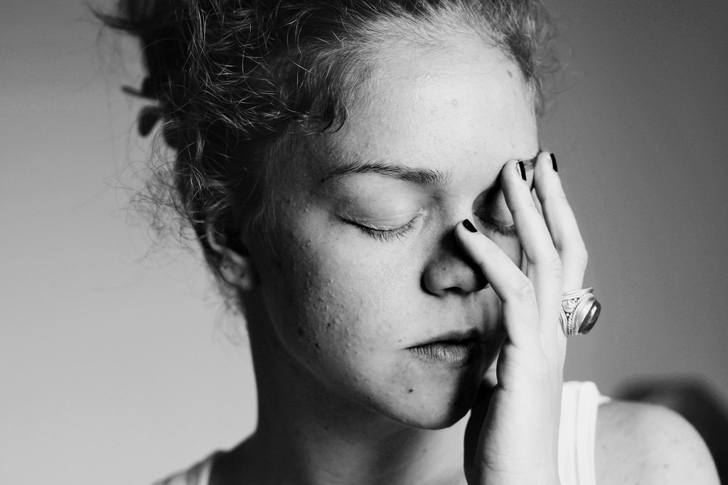 обои : Bw, Сам, глаза, закрыто, рука, 2012, Глидиа 1024x683 - - 1032134 ...