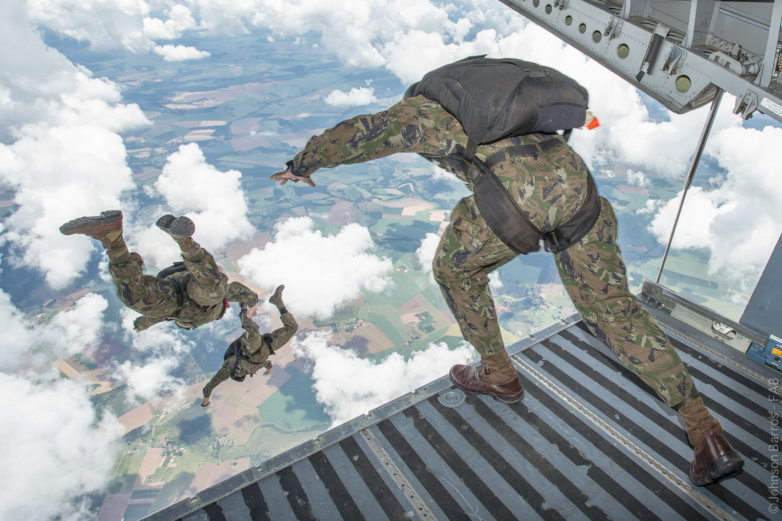 sportovní, lidé, skákání, podprsenka, Kánon, Brazílie, Osoba, persóna, barva, Páni, střecha, s, gente, Pessoa, jádra, sp, cor, Pirassununga, fotojohnsonbarros, Snímek obrazovky, Atmosféra Země, extrémní sport, personagem, c105amazonas, parasar, paraquedas, paraquedista, saltolivre