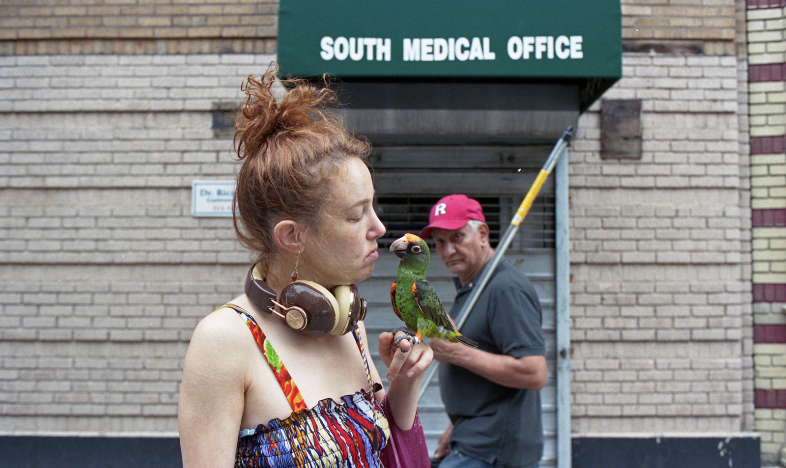 New York, 35MM, Washington, Nikon, pappagallo, 35mmfilm, Saluti, Mandrino, f2, altezze, n90, portra400, cheers2, chuck2, chuck3, chuck4, cheers3, cheers4, cheers5, cheers6, cheers7, Cheeredbythepigsty