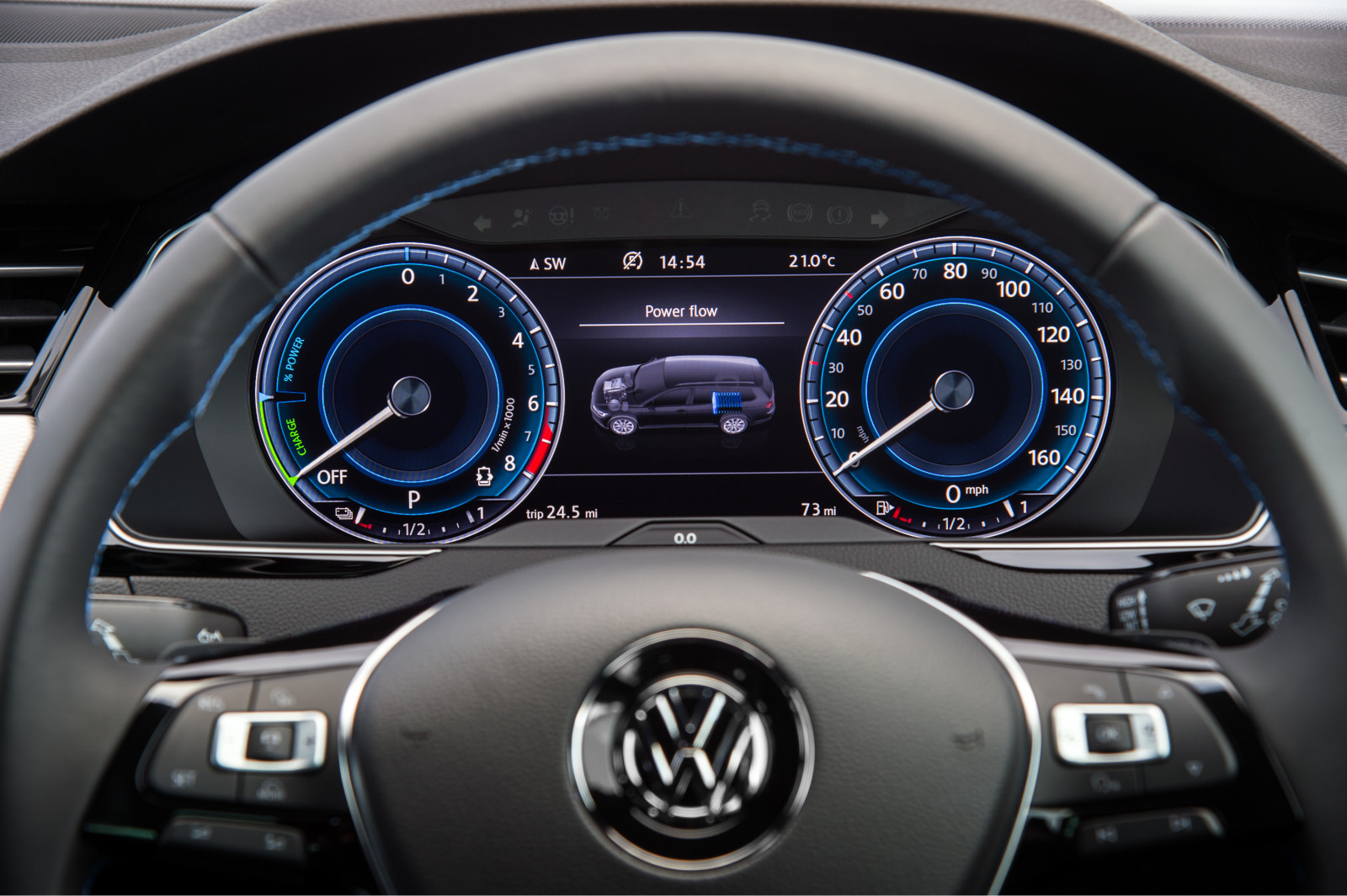 auto, vozidlo, Volkswagen, limuzína, Volkswagen Touareg, netcarshow, netcar, obrázky vozidel, photo auto, 2017, Passat SW verze GTE UK, pozemní vozidla, automobilový exteriér, automobil make, luxusní vůz, rodinný vůz, kompaktní vůz, crossover sUV, výkonné auto, městské auto, volkswagen cc