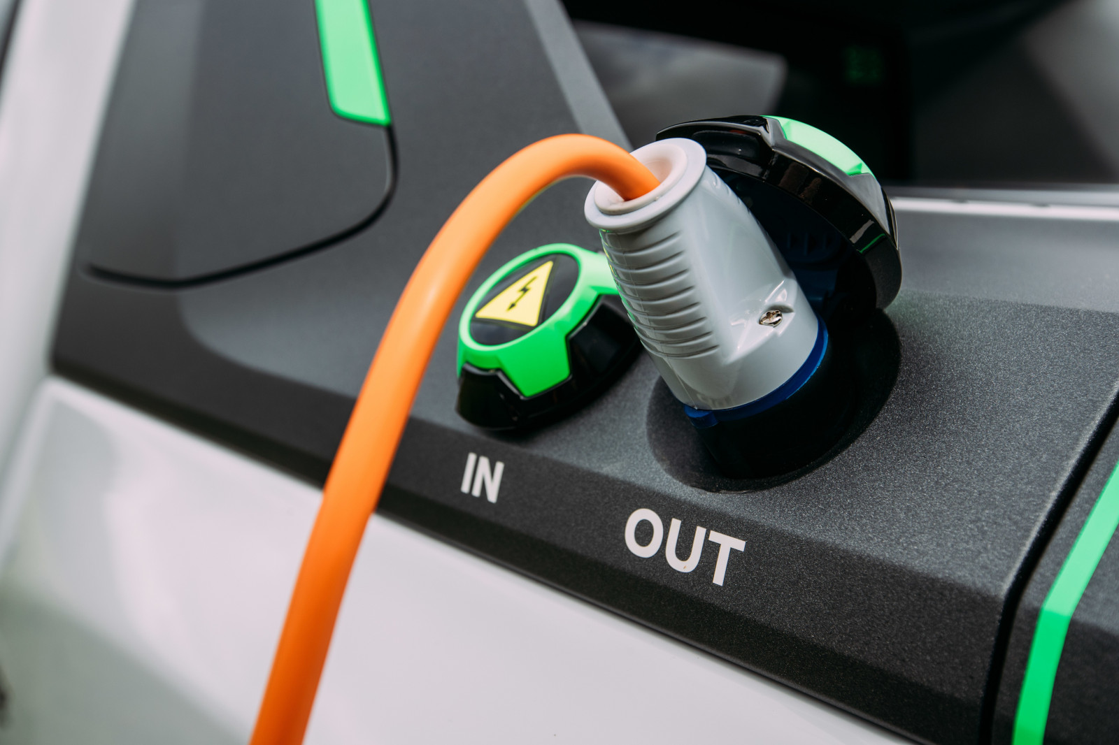 Auto, Fahrzeug, Nissan, Kopfhörer, Technologie, Laser-, Fahren, Elektronik, Lenkrad, Netcarshow, Netcar, Auto Bilder, Auto Foto, 2017, Rad, Navara EnGuard Konzept, Gadget, elektronisches Gerät