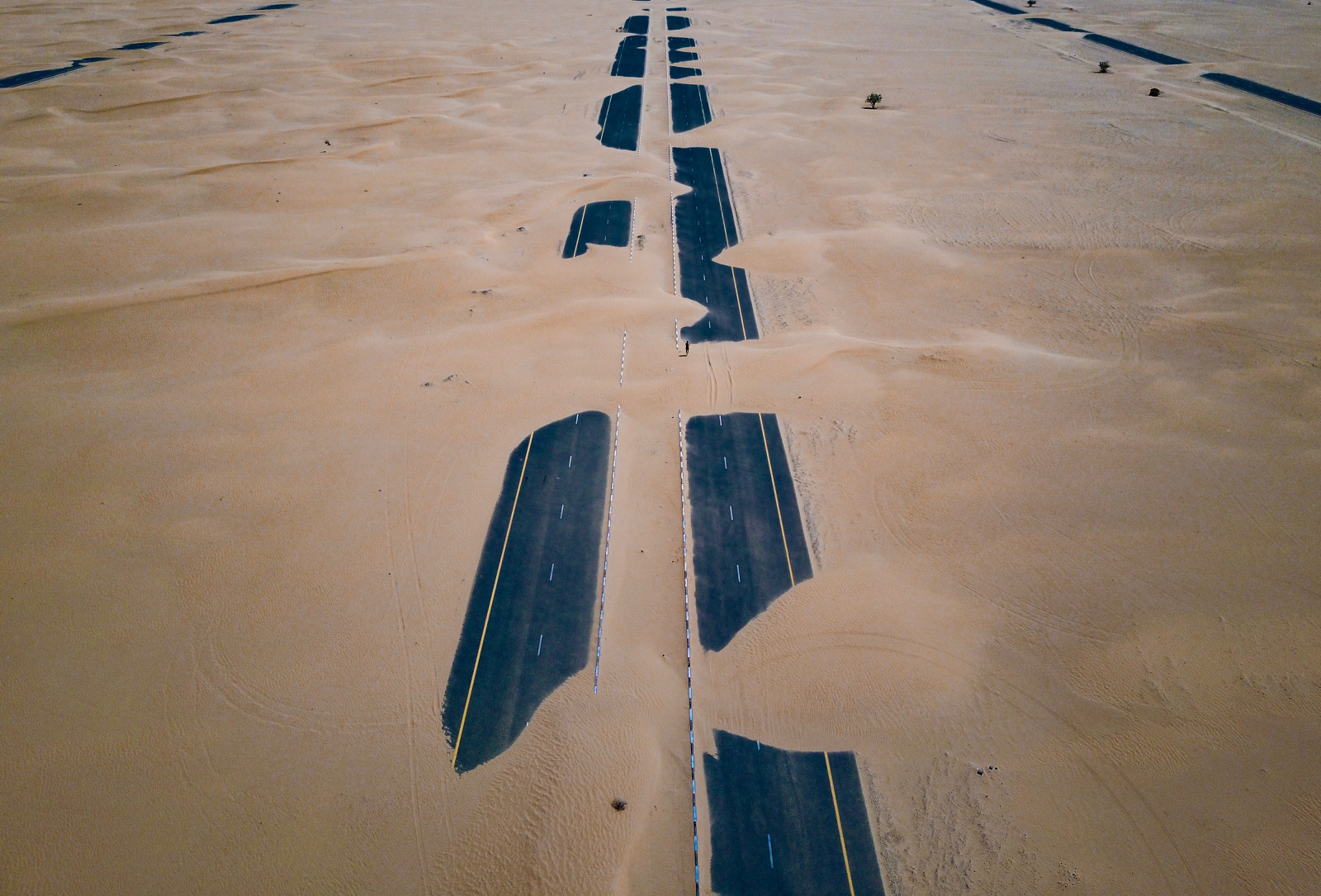 Wallpaper desert, highway, sandstorms, sand, road, Dubai, United Arab