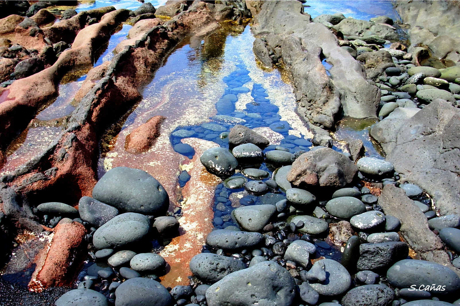 acqua, roccia, pietre, Spagna, rocce, Nikon, Masso, Lanzarote, agua, alveo, gris, islascanarias, Rocas, piedras, espana, geologia, ciottolo, letto del torrente, risorse idriche