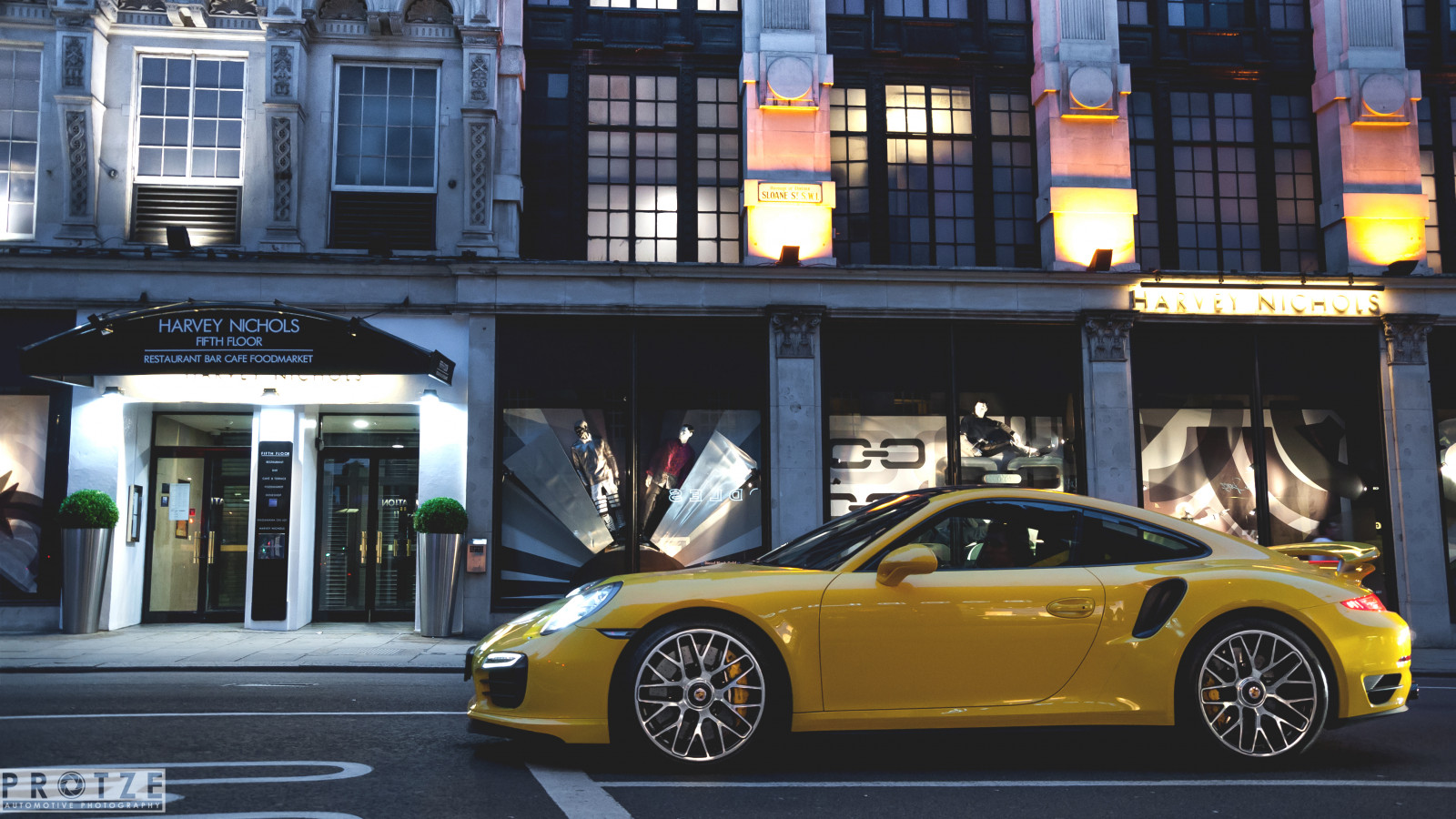 krajina, Londýn, lidé, Photoshop, město, ulice, auto, městský, BMW, vozidlo, fotografování, Supercars, Volkswagen, Anglie, Lamborghini, Porsche, McLaren, město, luxus, Nikon, Království, život, Evropa, sportovní auto, Ferrari, Maserati, Bugatti, Spojené království, Konvertibilní, Adobe, Lightroom, výkon auta, MM, rýžování, benz, 911, 5, 18, skvělý, sjednocený, kolo, cars, styl, motor, superauto, mercedes, s, d90, CS6, evropský, editace, 105, turbo, motorsport, 991, carphotography, pozemní vozidla, automobilového designu, automobil make, luxusní vůz, 997, Bently, 996, Brittan