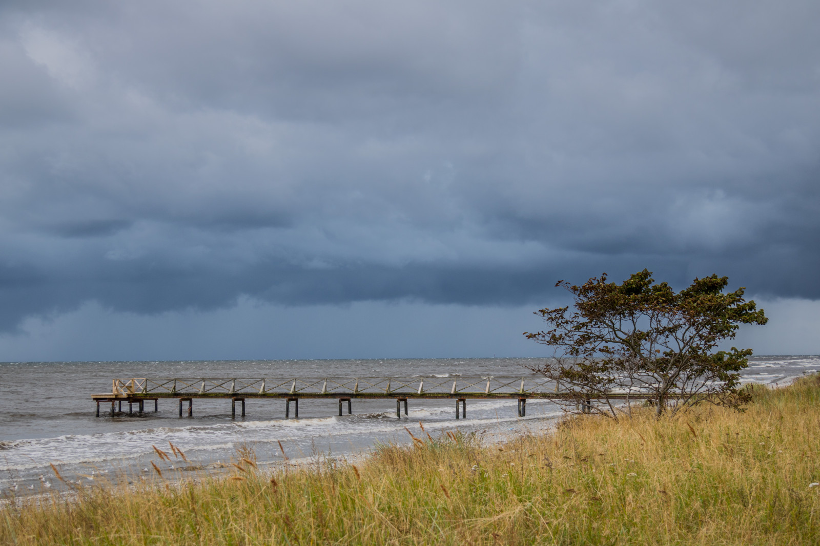 krajina, moře, záliv, voda, Příroda, pobřeží, nebe, pláž, ráno, pobřeží, řeka, horizont, mokřadní, mrak, oceán, vlna, nebe, vatten, hav, moln, stersj n, s dersl tt, smygehamn, exif modelu canoneos760d, geocountry, Kamera aby kánon, geocity, Model fotoaparátu canoneos760d, geostate, geolocation, EXIF čočka efs18200mmf3556is, exif aby kánon, EXIF isospeed 100, EXIF otvor 63, exif focallength 40mm, špatné počasí, temná obloha, d ligtv der, nádrž, bažina, venkov, místo výskytu, přírodní prostředí, atmosférický jev, mělčina při ústí řeky