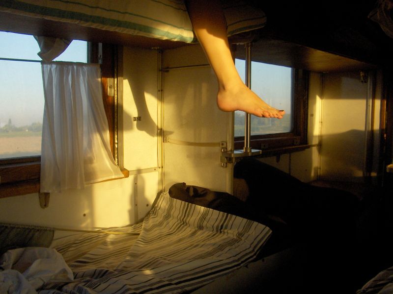 lumière,chambre,train,maison,pieds,Design d'intérieur