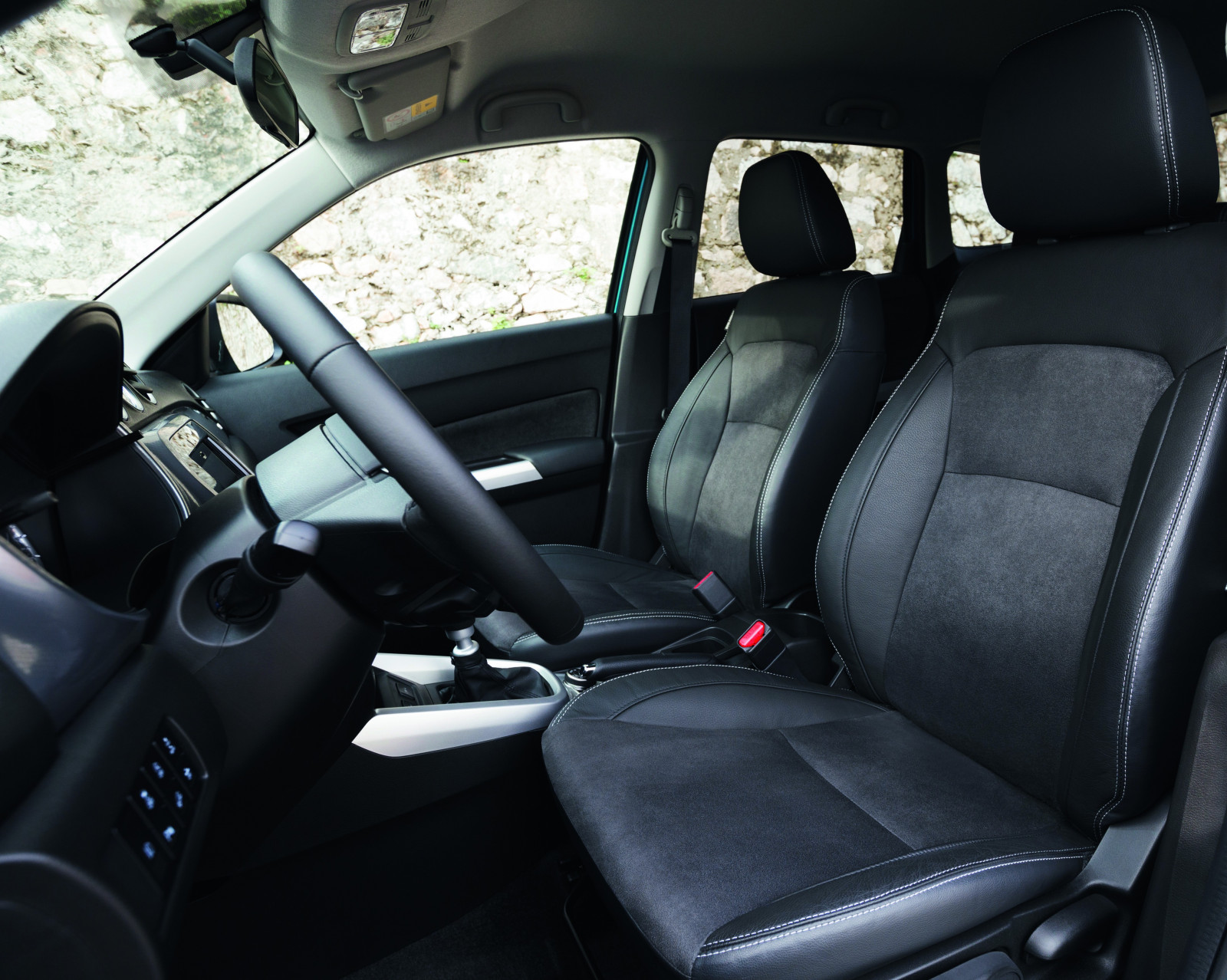 auto, vozidlo, 2015, Suzuki, peugeot, limuzína, Peugeot 207, netcarshow, netcar, obrázky vozidel, photo auto, Vitara, pozemní vozidla, automobilový exteriér, automobil make, rodinný vůz, crossover sUV, sportovní užitkové vozidlo, střední velikost auta