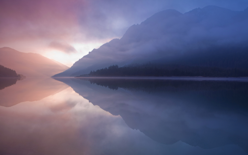 slunečnímu záření, krajina, hory, západ slunce, moře, jezero slunečnímu záření, krajina, hory, západ slunce, moře, jezero