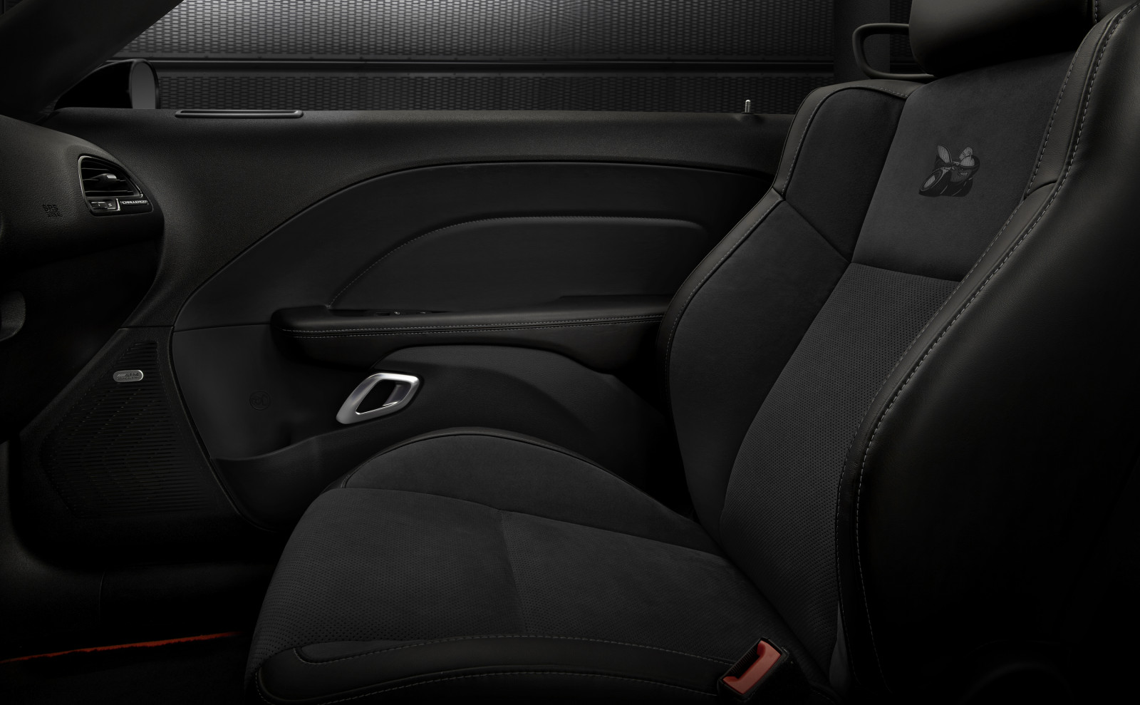 auto, vozidlo, vyzývatel, Vyhnout se, volant, limuzína, netcarshow, netcar, obrázky vozidel, photo auto, 2016, pozemní vozidla, automobilový exteriér, automobil make, rodinný vůz, kompaktní vůz, výkonné auto, městské auto, subcompact auto, střední velikost auta, minivan