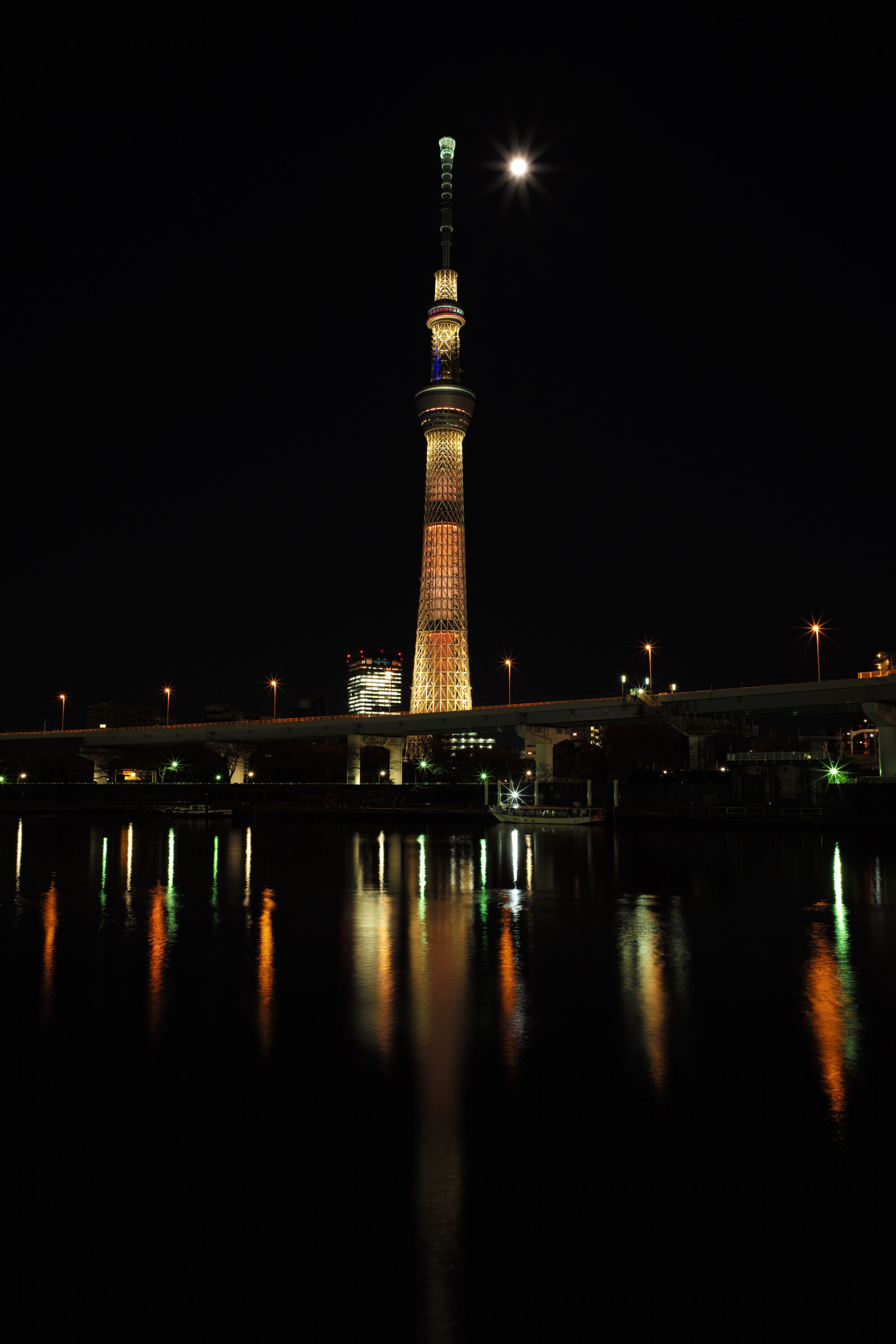 by, bybilledet, nat, arkitektur, afspejling, skyline, skyskraber, aften, tårn, bro, skumring, Leica, Tokyo, M, Skytree, lys, mørke, milepæl, Tokyo Skytree, typ240, brownchocolat, Elmarit, sumdariver, elmarit12828asph