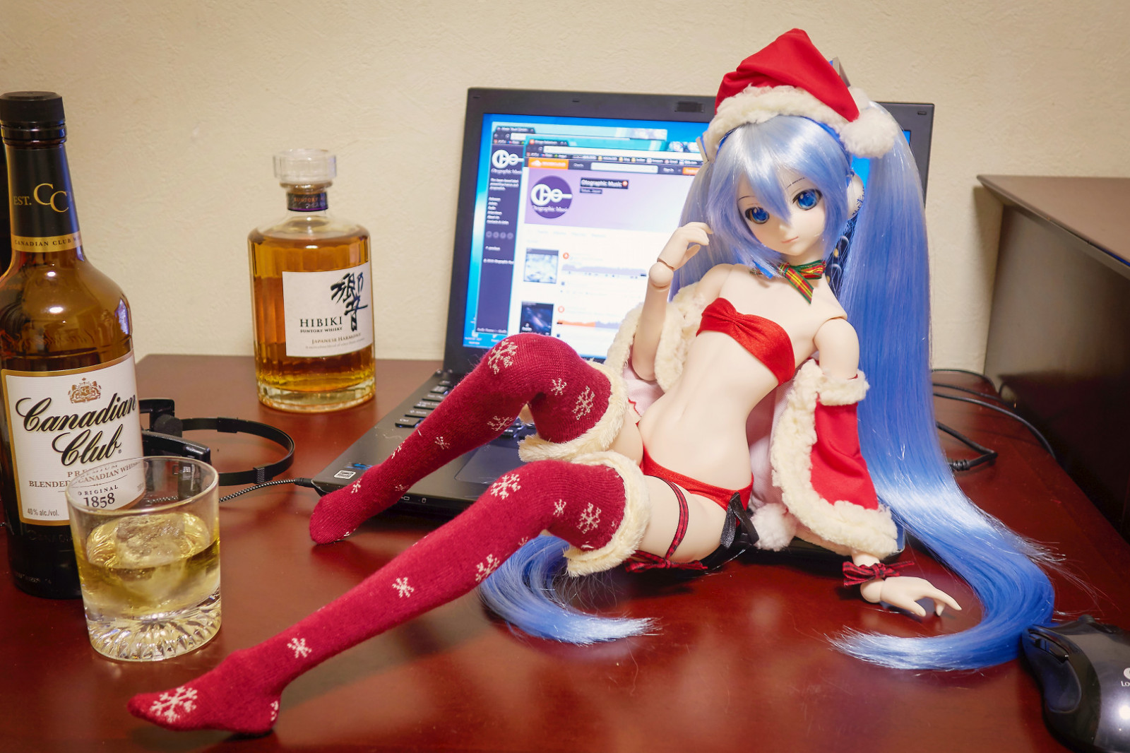 hatsunemiku, dollfiedream, BJD, dd, panenka, Vocaloid, lavice, krytý, sbírka, snowmiku, Vánoce, veselý, Vánoce