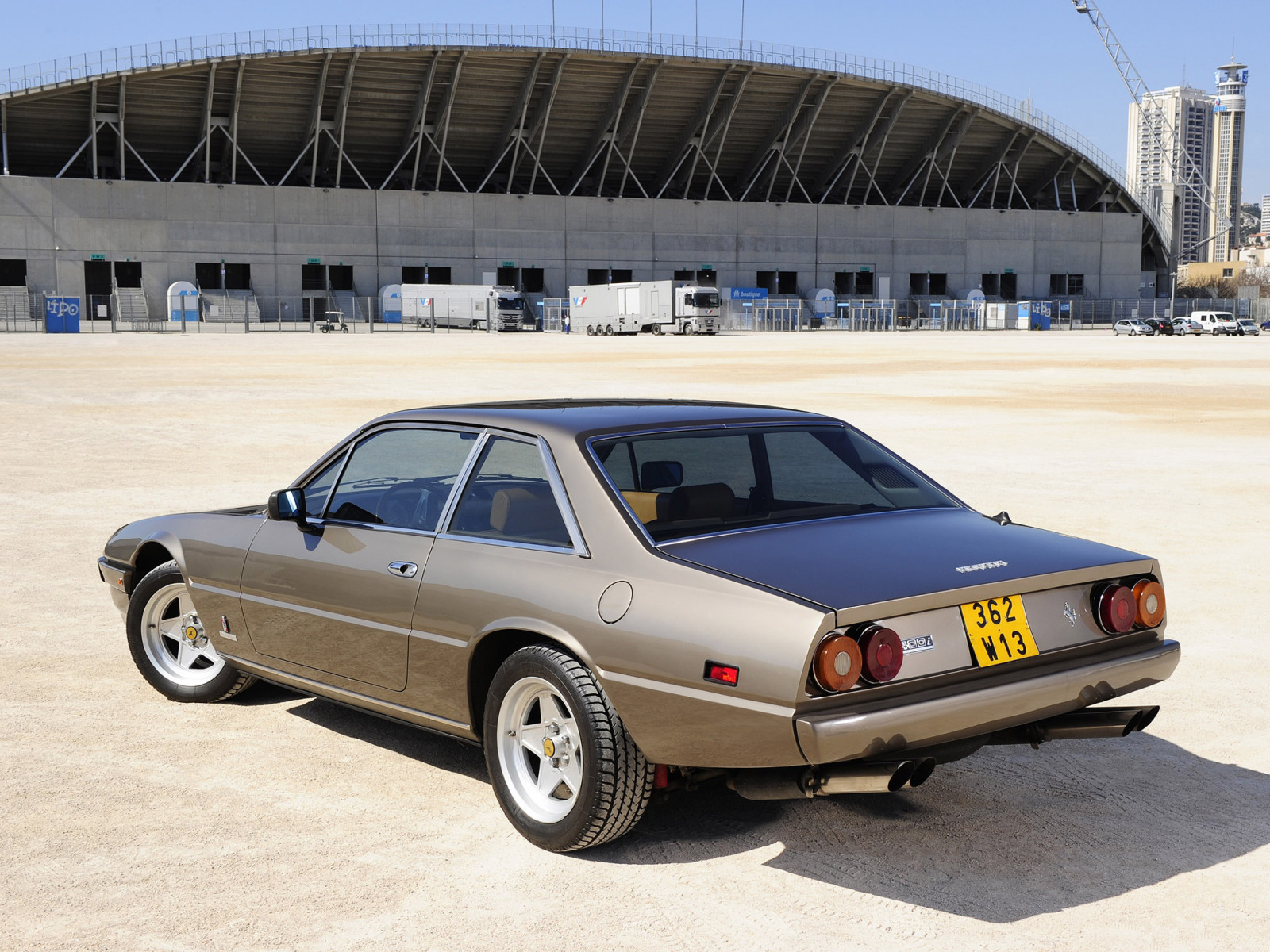 auto, vozidlo, sportovní auto, Ferrari, výkon auta, limuzína, netcarshow, netcar, obrázky vozidel, photo auto, 2009, 400i, pozemní vozidla, závodní auto, automobil make, luxusní vůz, výkonné auto