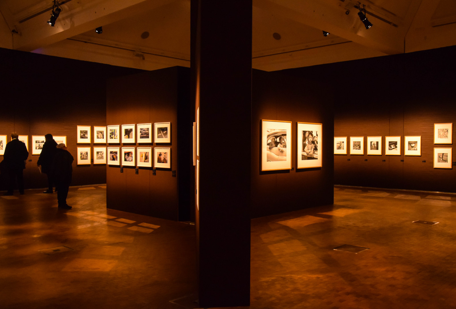 noc, fotografování, Švédsko, Vzhled interiéru, Sverige, UMĚNÍ, světlo, sk nel n, se, helsingborg, výstava, Dunkers, dunkerskulturhus, umělec, fotografi, UTST llning, focení, Vivian Maierová, phtotoexhibition, design, turistická atrakce, galerie umění