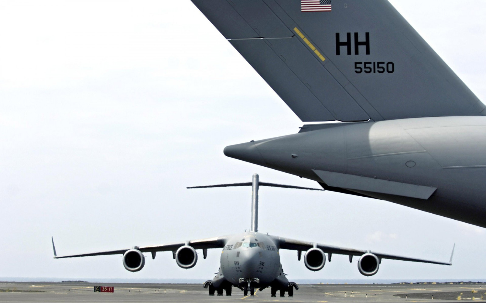 Fahrzeug, Flugzeug, Flugzeug, Boeing, Militärflugzeug, Boeing C 17 Globemaster III, Luftwaffe, Lockheed C 5 Galaxy, Airbus, C 17 Globmaster, Ausziehen, starten, abheben, losfahren, Luftfahrt, Fluggesellschaft, Atmosphäre der Erde, Raumfahrttechnik, Verkehrsflugzeug, Düsenflugzeug, Breite Körperflugzeuge, Business Jet, Militärische Transportflugzeuge, Frachtflugzeuge, Airbus a380, Antonov ein 124 ruslan