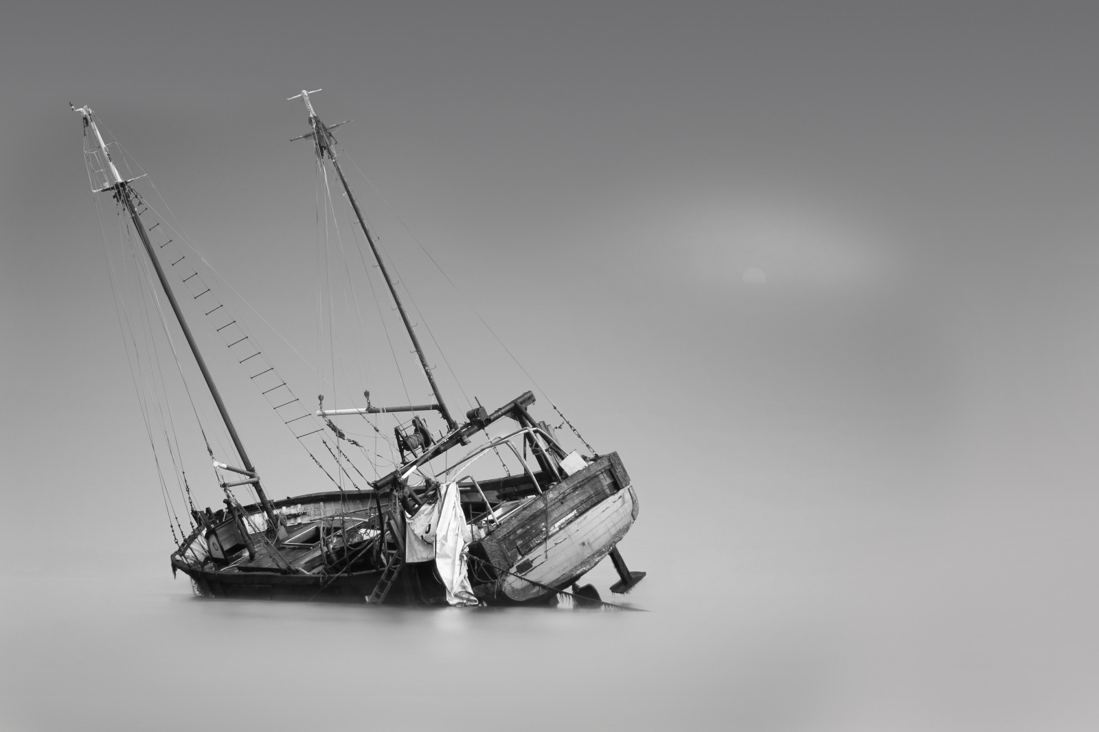 UK, longexposure, mare, bw, bianca, nero, bagnato, acqua, monocromo, buio, paesaggio, barche, ombre, brillare, litorale, calma, minimo, costiero, Devon, dieci, relitto, filtri, minimalista, alta marea, selettivo, tappo, irregolare, 10stop, iplymouth