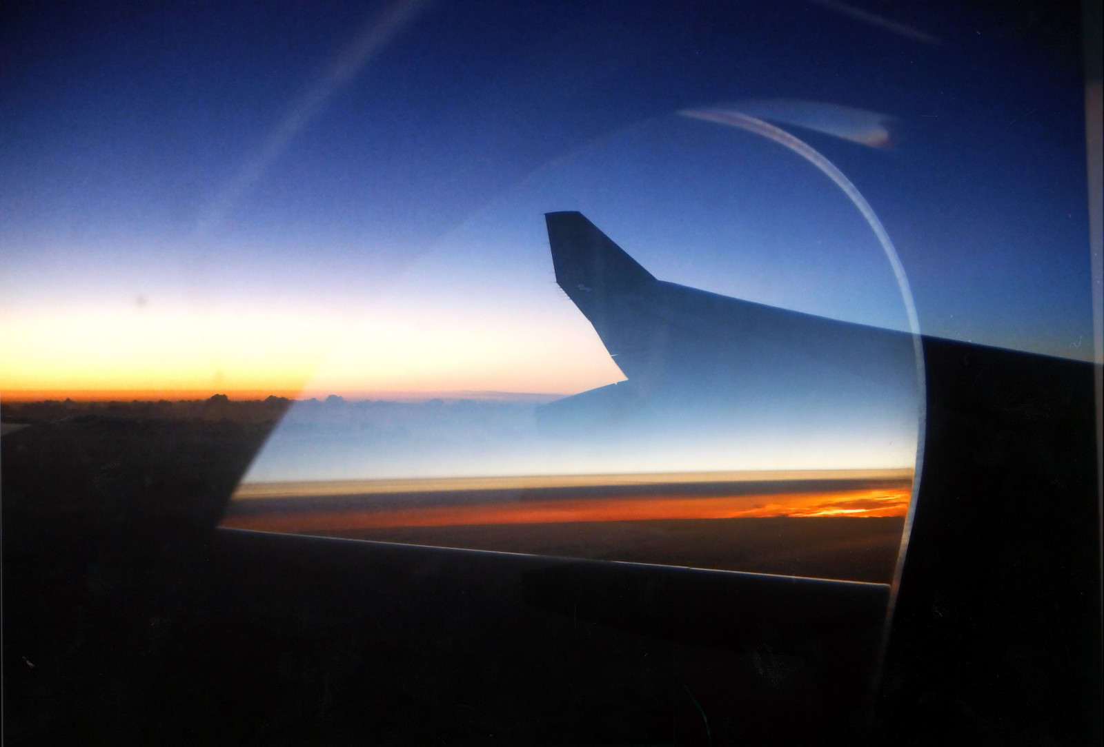 morgen, blå, lys, solnedgang, himmel, orange, Sol, sort, film, vindue, analog, fly, solopgang, 35MM, prime, Flyve, vinger, PENTAX, Kodak, doubleexposure, 28mm, korn, Flyvningen, multipleexposure, støv