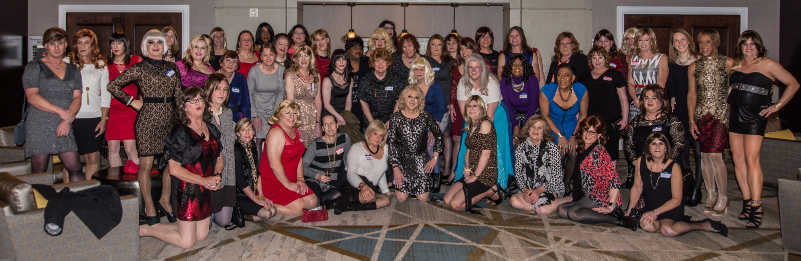 minišaty, punčocháče, móda, lodičky, spandex, přistávací dráha, událost, Crossdress, lycra, dívka, s, přehlídkové molo, vysoké podpatky, bodce, módní přehlídka, módní design, haute couture, tgirl, tg, prominent, modelka, stilettoheels, sexypumps, opentoepumps, stilettopumps, peeptoepumps, platformpumps