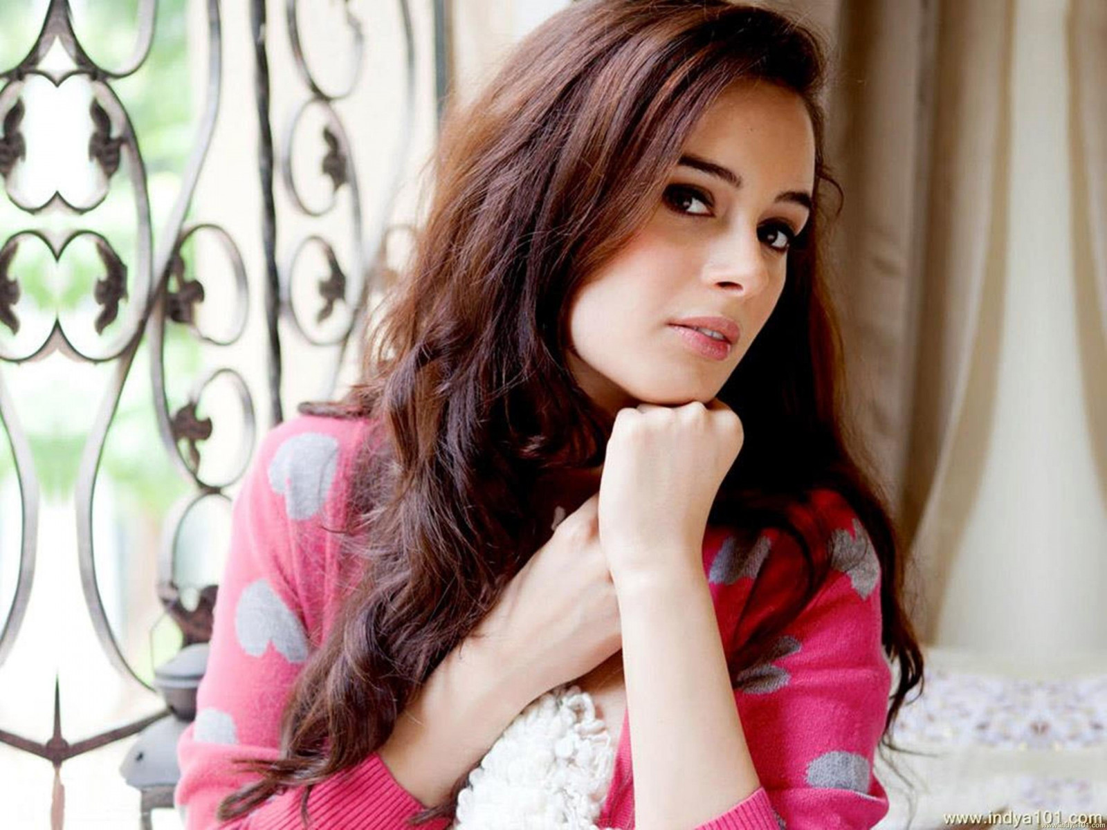 2560x1920 px, 83, herečka, kotě, Evelyn, Němec, indický, model, Sharma