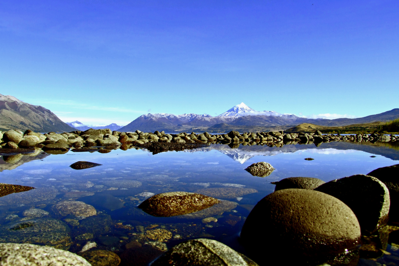 hora, hory, odraz, Jižní Amerika, Argentina, bazén, krajina, fotografování, sopka, kameny, paisaje, paysage, sopečný, Landschaft, paesaggio, Bariloche, tirwedd, Lanin, greatphotographers, laninvolcano, welshphotographer, britishphotographer, spectaclephotography, drewparkerphotography