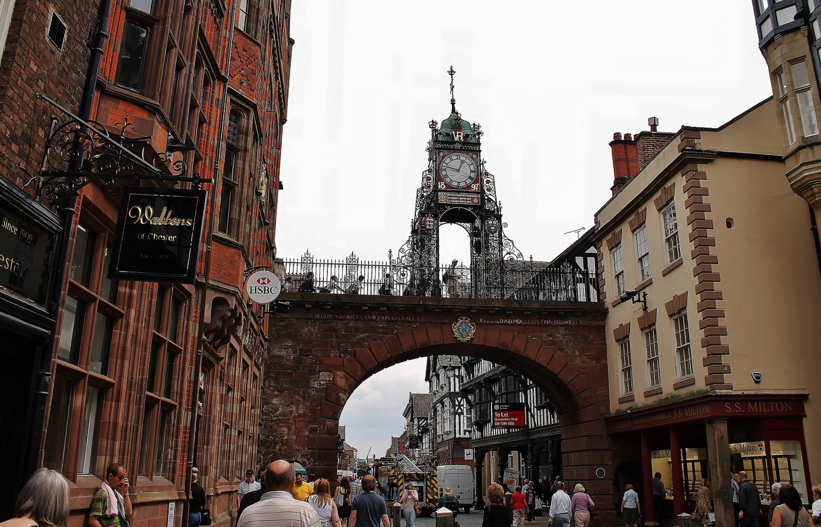 město, ulice, budova, nebe, Cestovní ruch, Anglie, věž, dějiny, město, Evropa, oblouk, náměstí, metropole, hodiny, Street View, mezník, fasáda, Chester, cheshire, turistická atrakce, Eastgate, citywall, středověká architektura