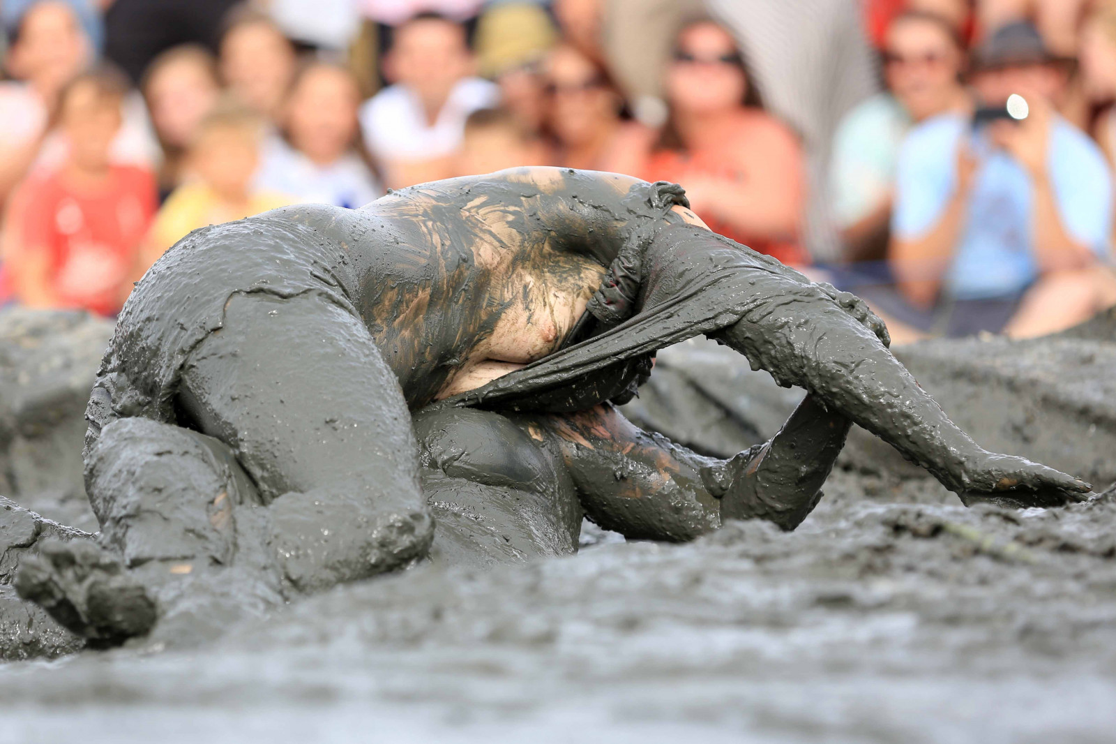 Spojené království, Anglie, mokrý, zábava, bláto, přemet, špinavý, bikiny, manželka, Familyfun, vodní sporty, mudwrestling, hezké šaty, Dirtysocks, whitebikini, bareskin, cameraclub, Summergames, Wetsocks, Langport, Mokré oblečení, Thorney, Canoneosdigital, Wetshorts, Wifecarrying, Wetbikini, Blátivé oblečení, Mudracing, Muddypants, Vlhké látky, Wetcouple, Dirtywives, Muddycouple, Dirtybikini, Dirtycouple, Lowlandgames2014