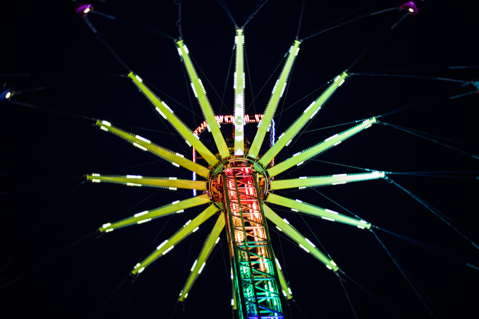 notte, simmetria, Germania, ruota panoramica, Natale, natale, negozio natalizio, luglio, Germania, deutschland, rostock, Julmarknad, modello canoneos760d exif, geocountry, Marca fotocamera Canon, Geocity, modello di fotocamera canoneos760d, geostate, geolocalizzazione, exif fare canon, exif focalLength 50 millimetri, ef50mmf18stm lente exif, apertura exif 20, exif ISOSPEED 640, Weinachtsmarkt, attrazione turistica, ricreazione all'aperto